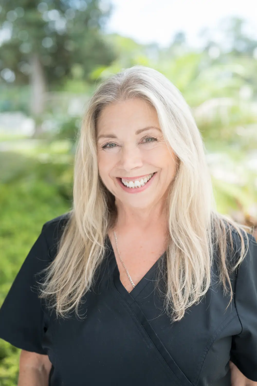 64ff4066e5a08d7be3cb94ba DSC 4072 1 - JAX Dental Studio